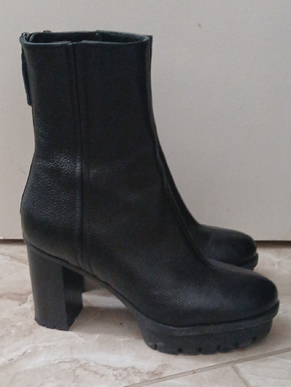 Aquazzura Black Leather Platform Ankle Boots